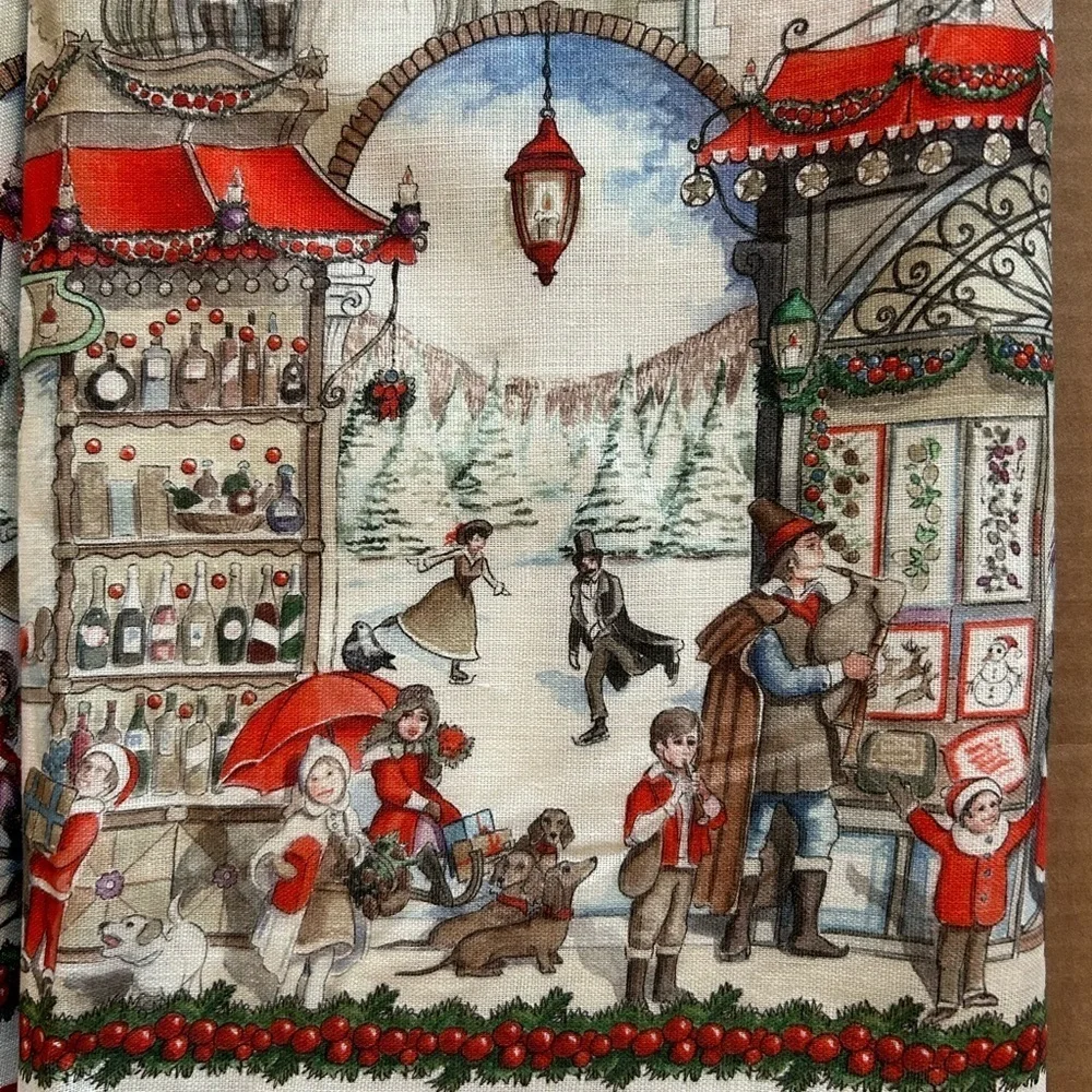 Tessitura Toscana Telerie Firenze 67”x 67” Italian Linen Christmas Tablecloth